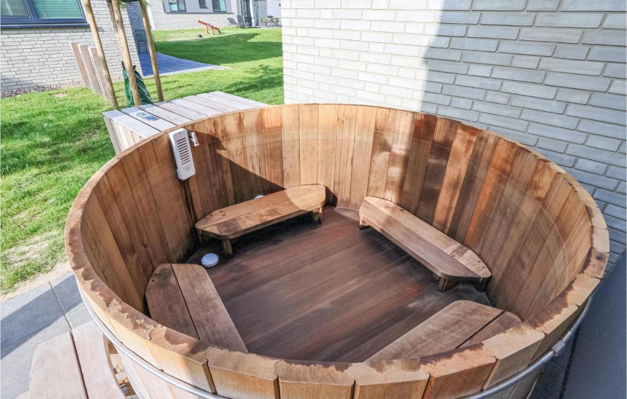 Lovely Home In Lembruch-Duemmer See With Sauna 外观 照片