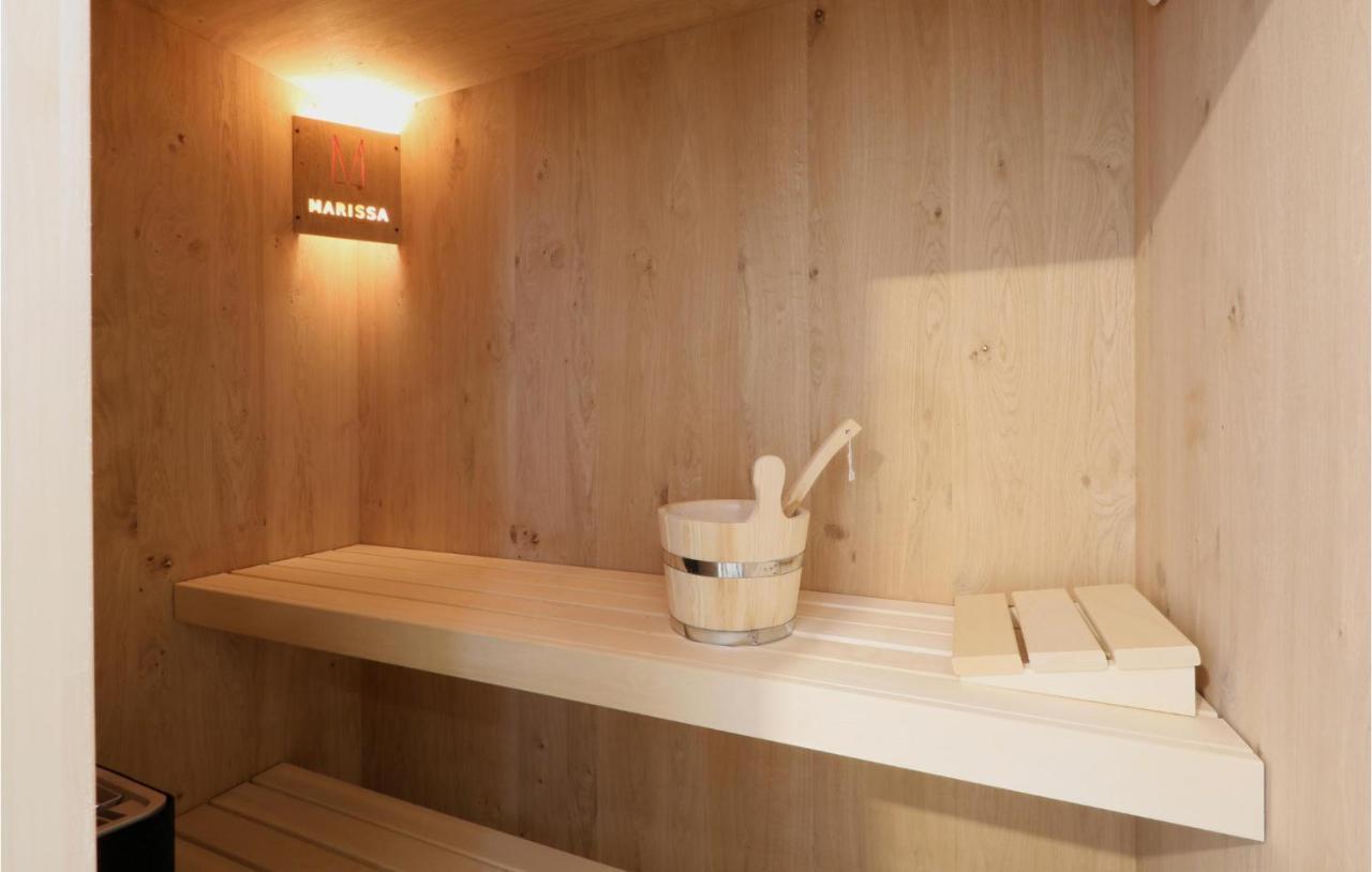 Lovely Home In Lembruch-Duemmer See With Sauna 外观 照片