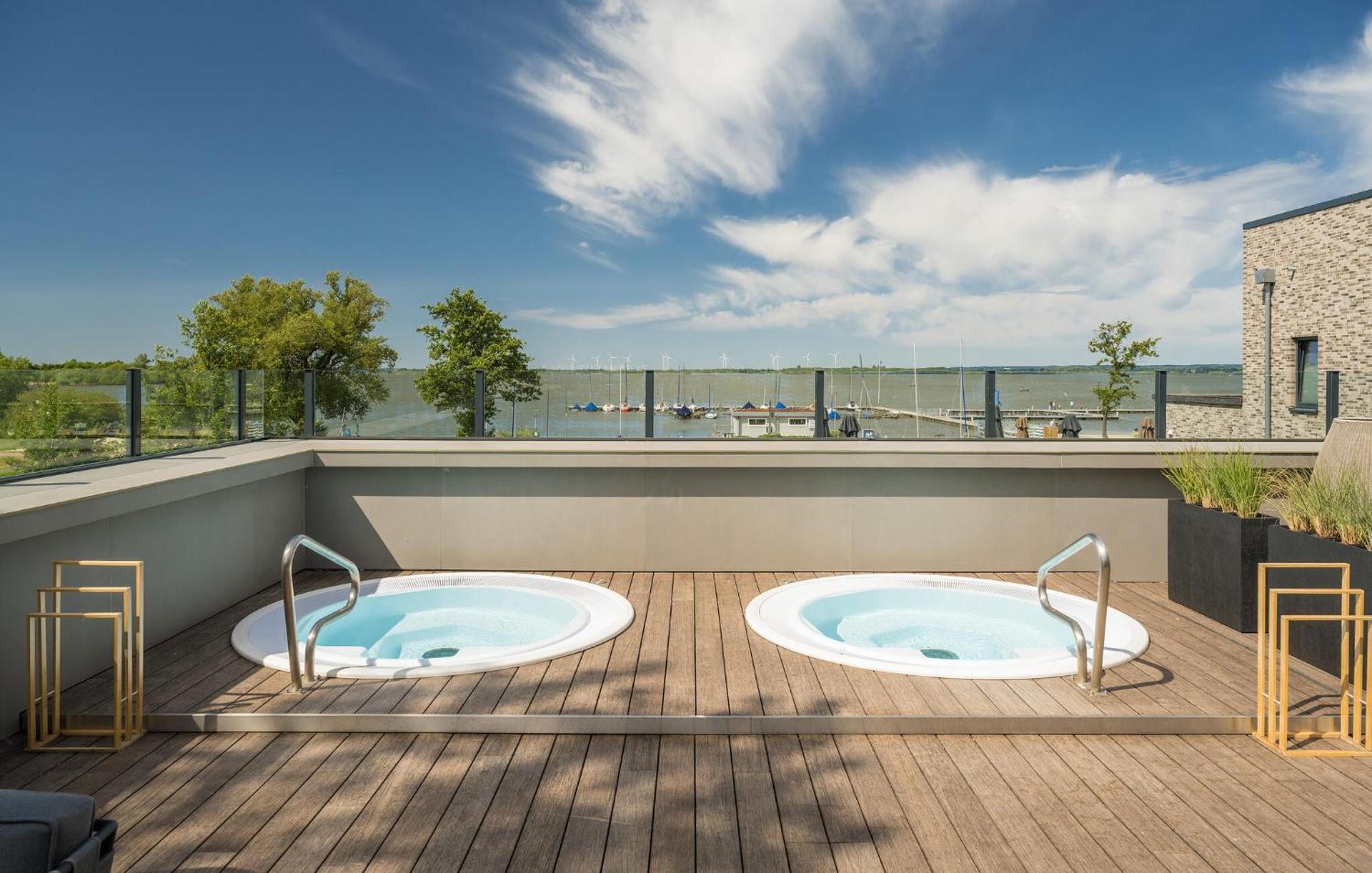 Lovely Home In Lembruch-Duemmer See With Sauna 外观 照片